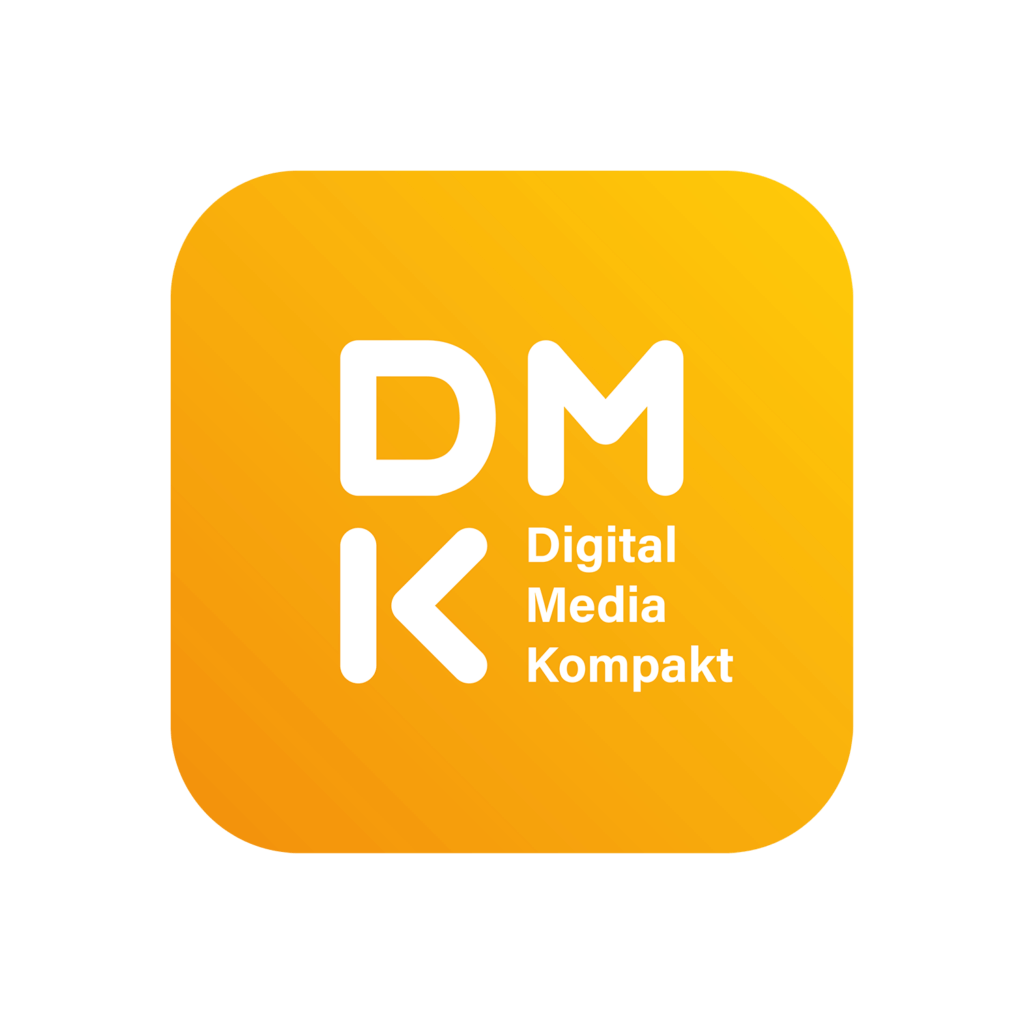 Logo des DMK-Lehrgangs mit weißer Schrift in dunkelgelbem Quadrat