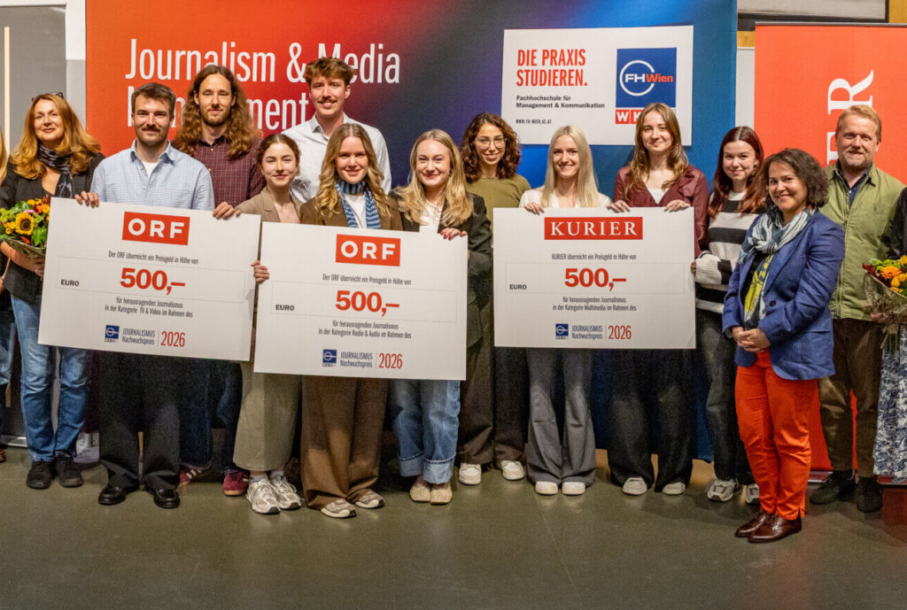 Gewinnerinnen und Gewinner des Journalismus-Nachwuchspreise und die Preisverleiher-und Preisverleiherinnen